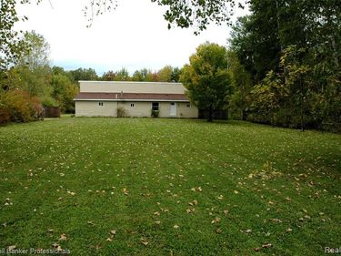 5730 Van Dyke Road, Evergreen Twp, MI 48726