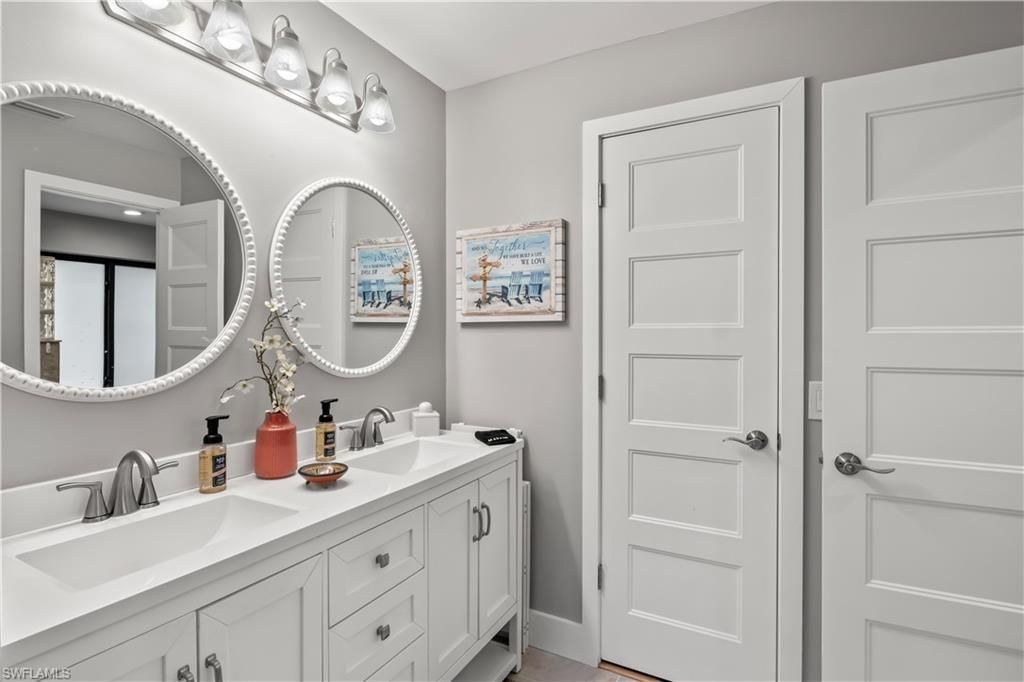 2420 Cherimoya Ln, Saint James City, FL 33956 Photo