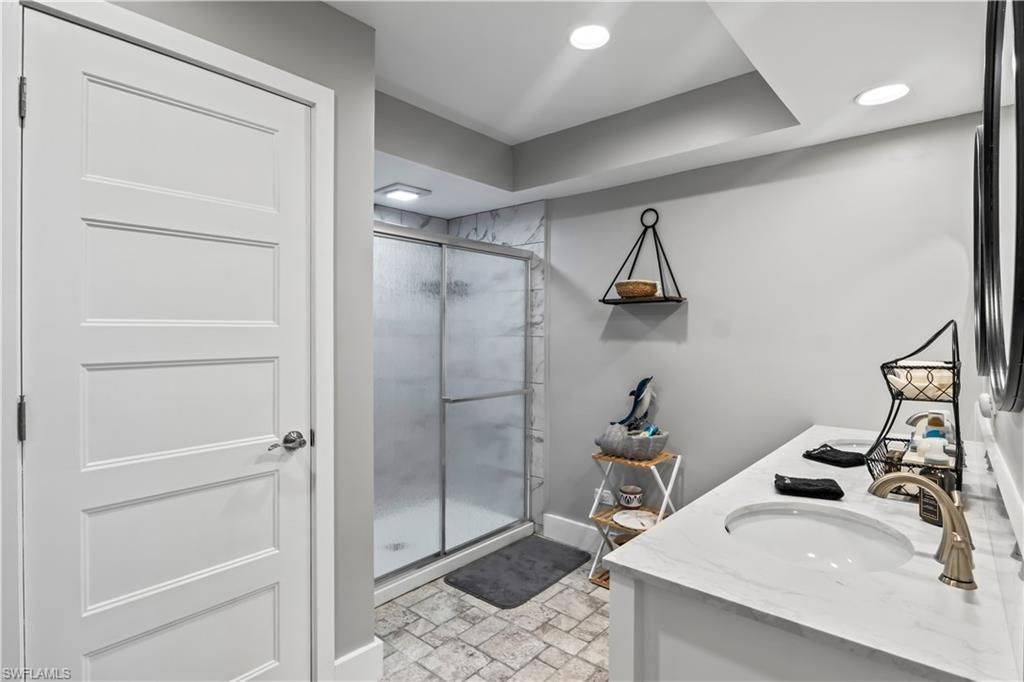 2420 Cherimoya Ln, Saint James City, FL 33956 Photo