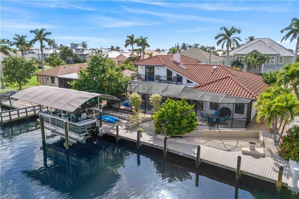 2420 Cherimoya Ln, Saint James City, FL 33956 Photo