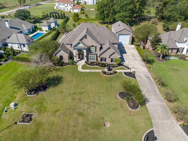 7473 LILLIE VALLEY Drive, Gonzales, LA 70737