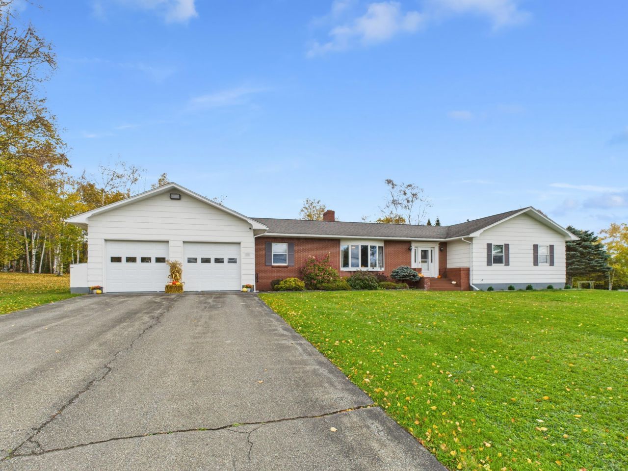 33 Lynn Drive, Caribou, ME 04736 Main Photo