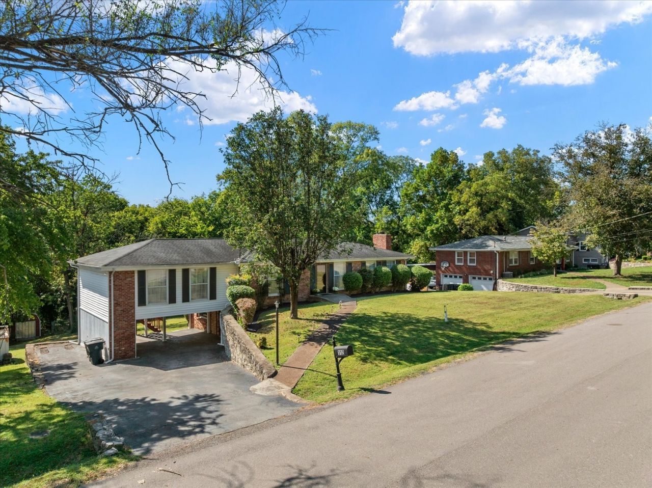 112 Blue Hills Ct, Nashville, TN 37214 Main Photo