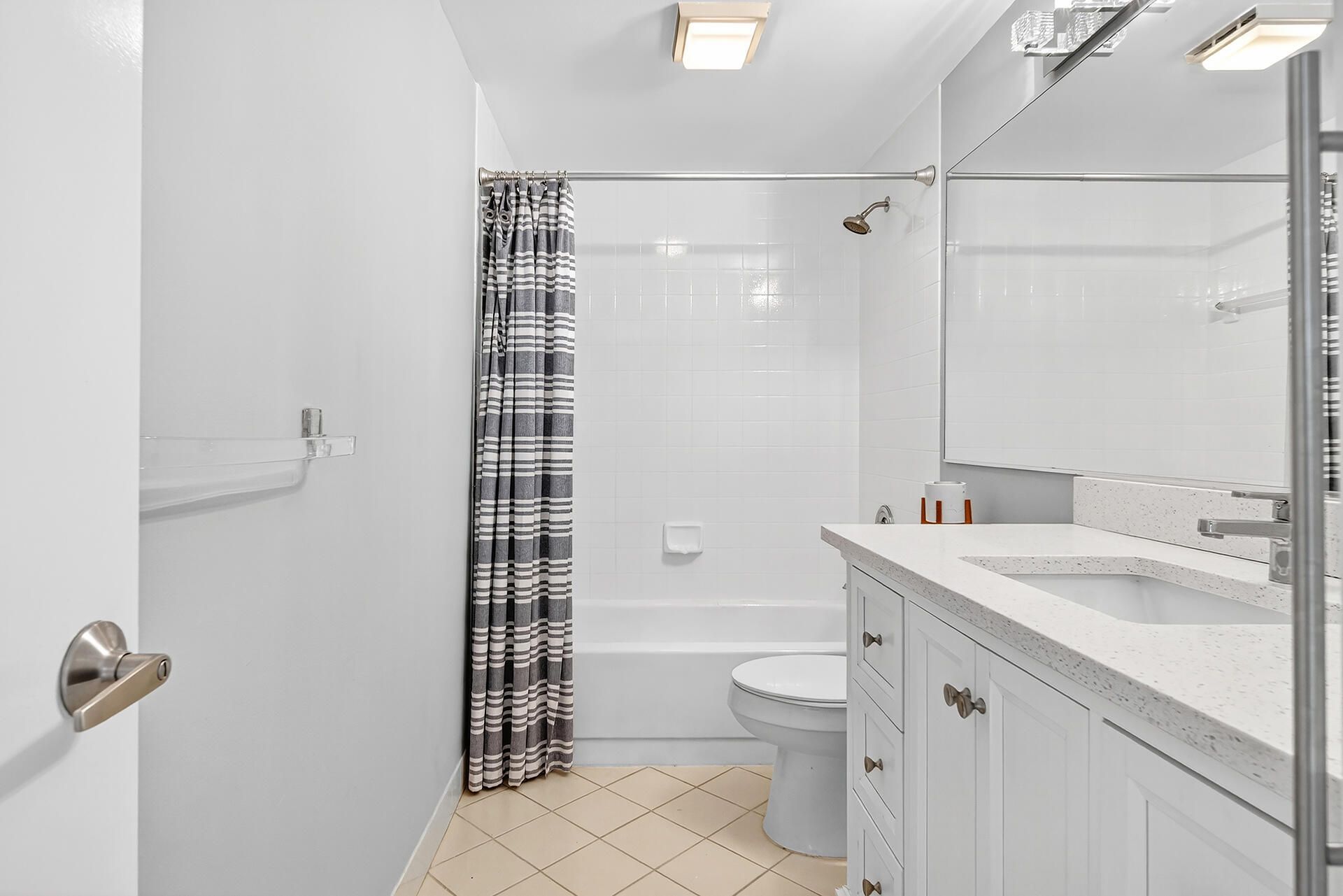 6818 68th Way, West Palm Beach, FL 33409 Photo