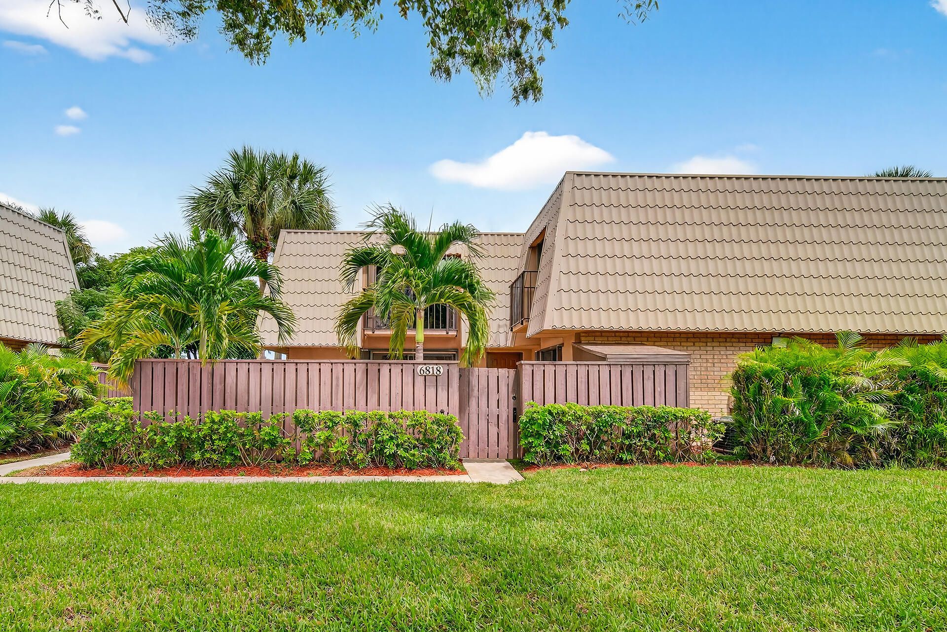 6818 68th Way, West Palm Beach, FL 33409 Photo