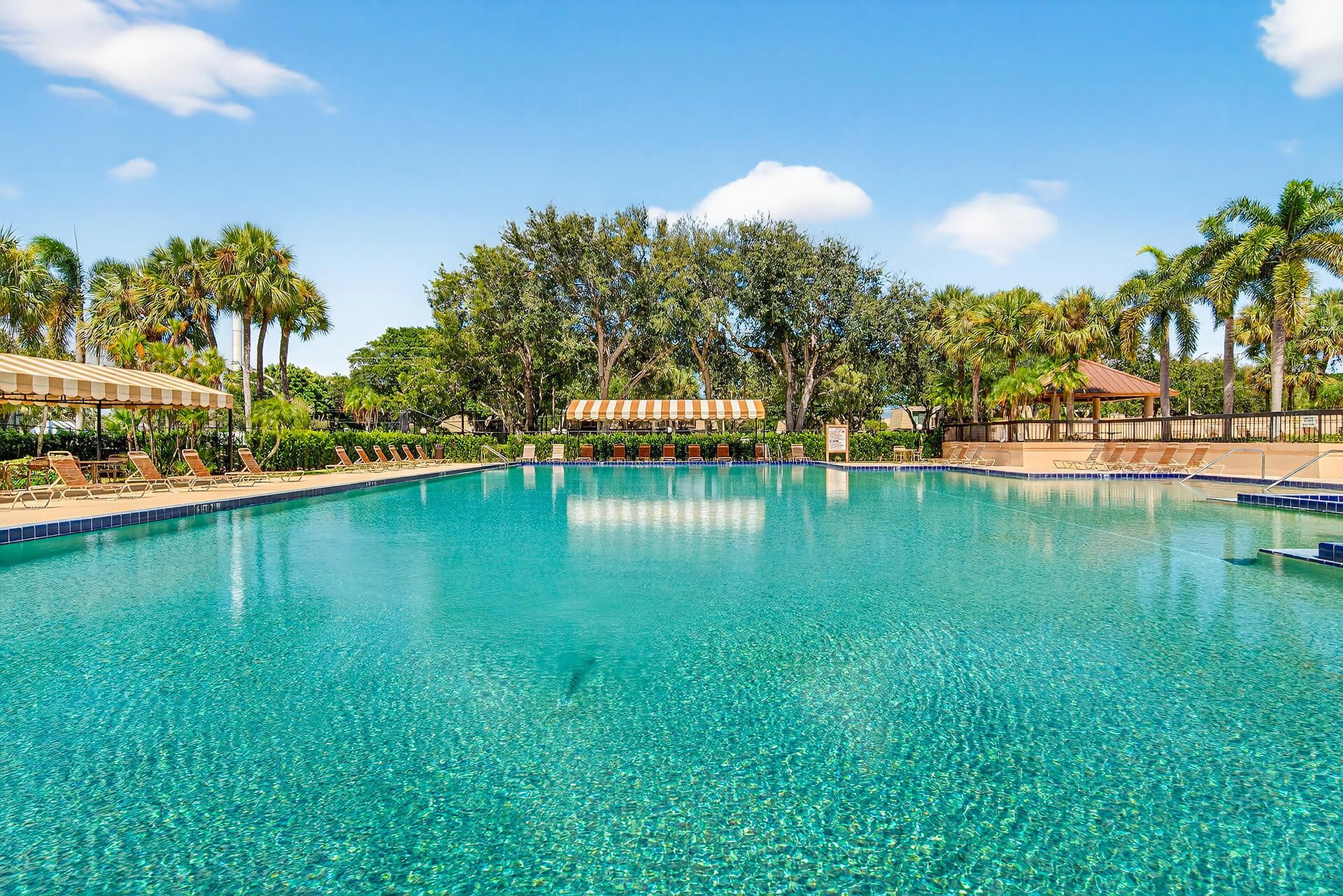 6818 68th Way, West Palm Beach, FL 33409 Photo