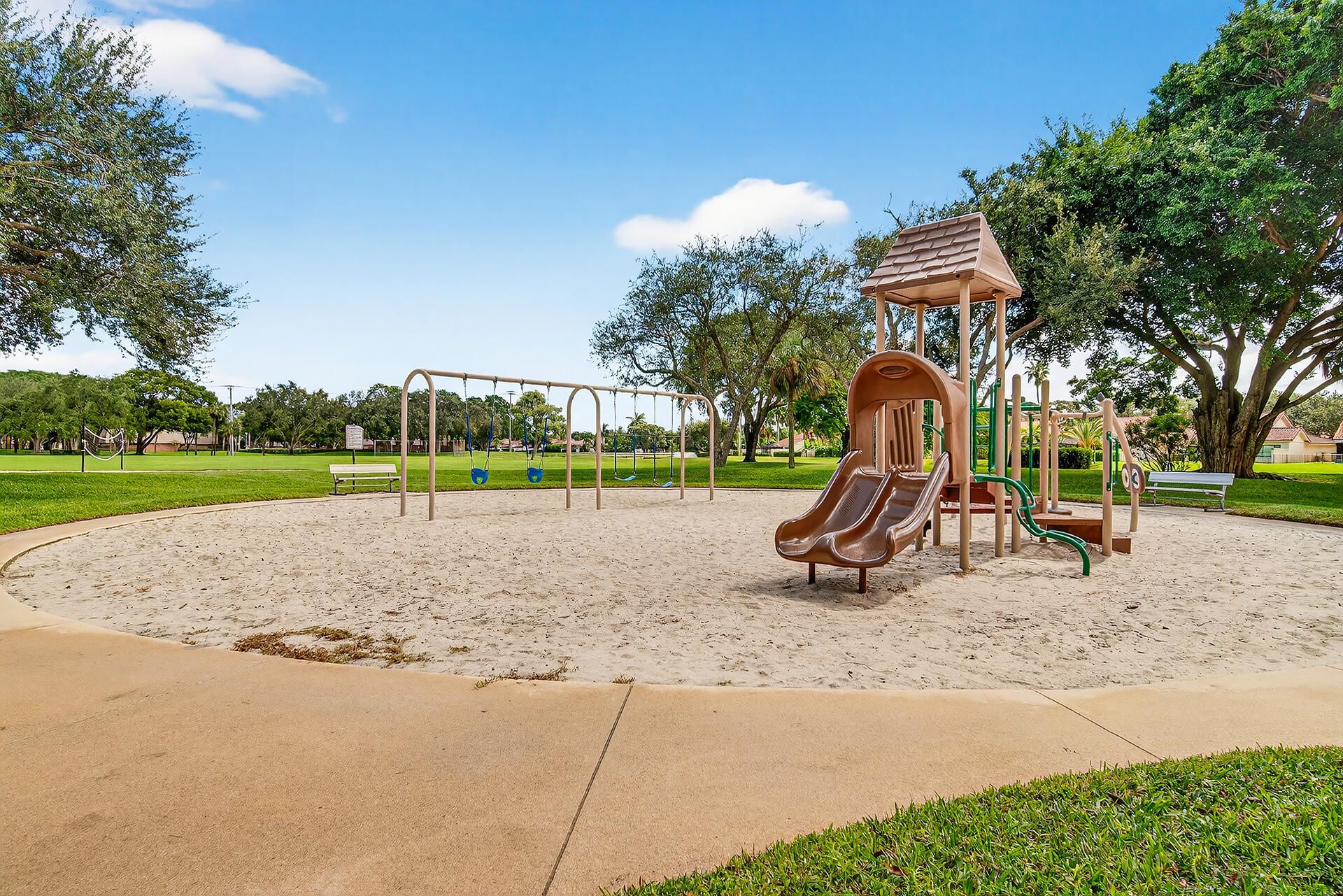 6818 68th Way, West Palm Beach, FL 33409 Photo