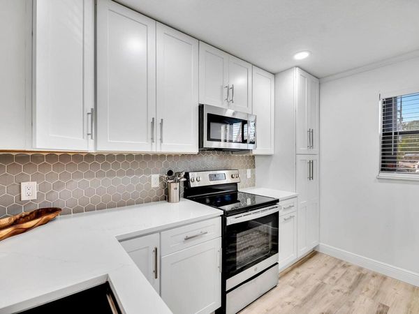 701 N Indian River Drive, Unit 105, Fort Pierce, FL 34950