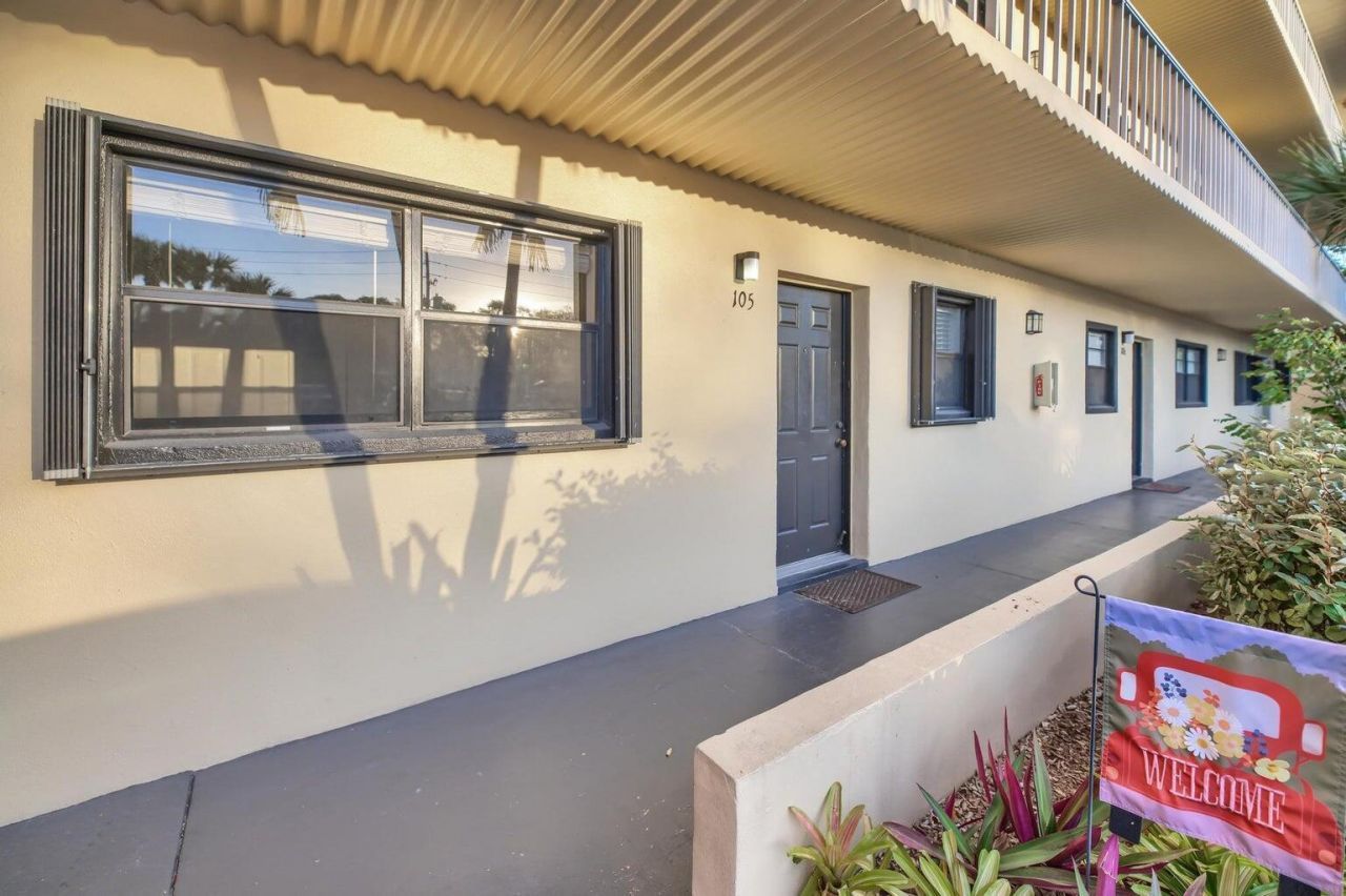 701 N Indian River Drive, Unit 105, Fort Pierce, FL 34950 Photo