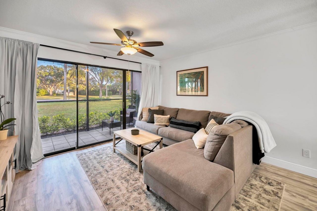 701 N Indian River Drive, Unit 105, Fort Pierce, FL 34950 Photo