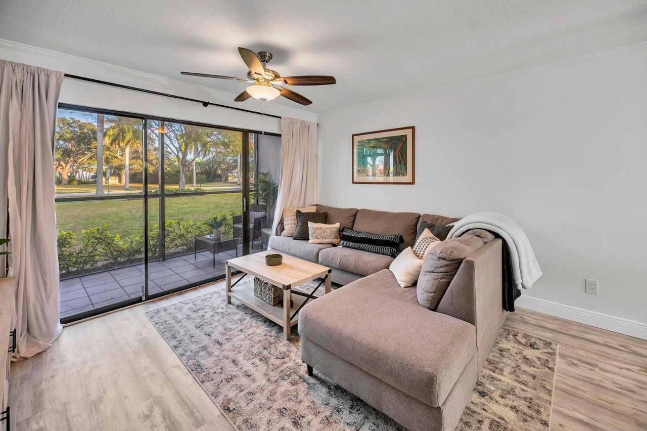 701 N Indian River Drive, Unit 105, Fort Pierce, FL 34950 Photo