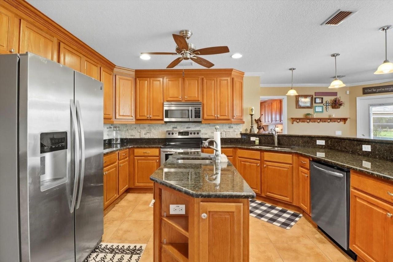 9897 NW 160 Avenue, Morriston, FL 32668 Photo