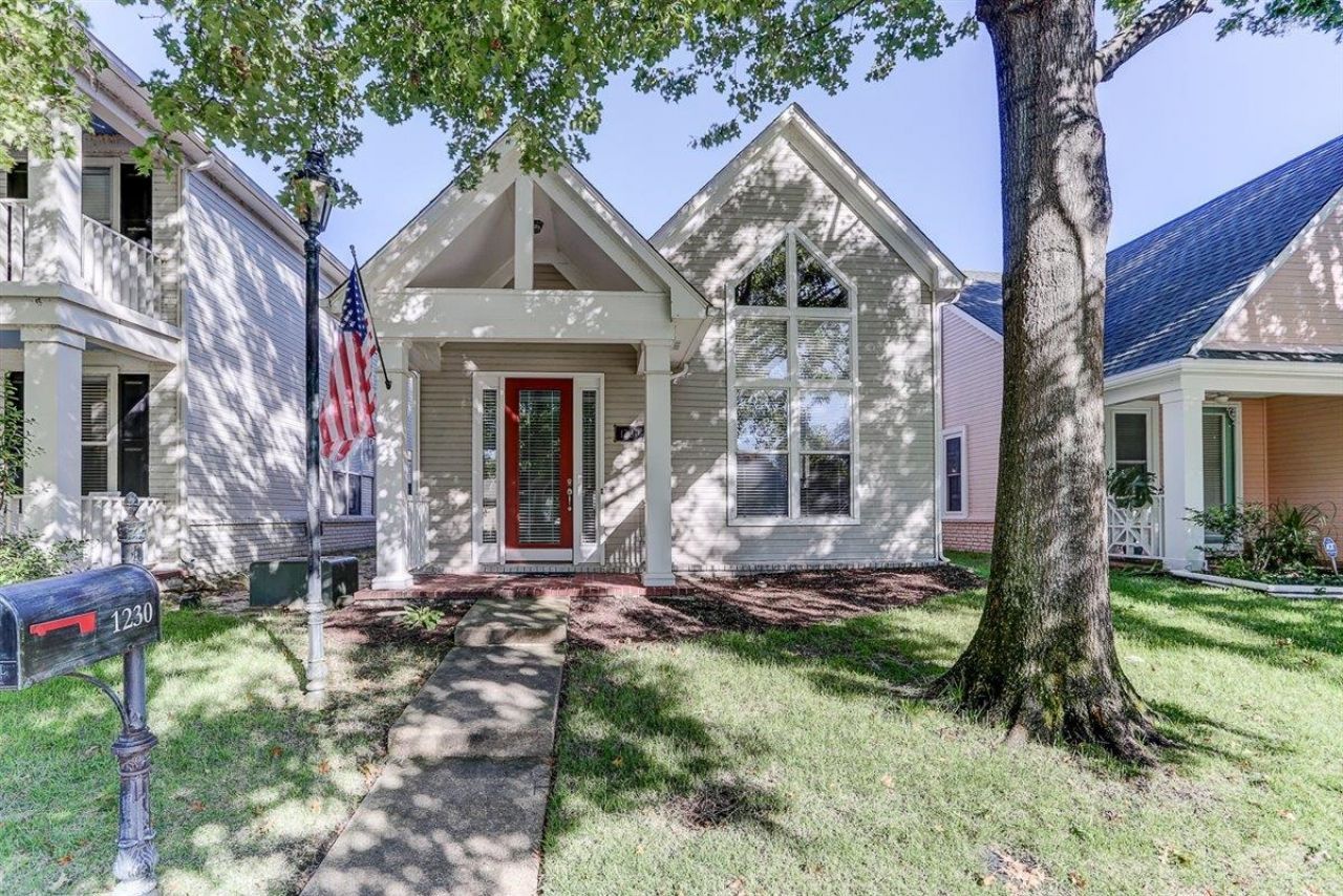 1230 MISTY ISLE DR Memphis, TN 38103