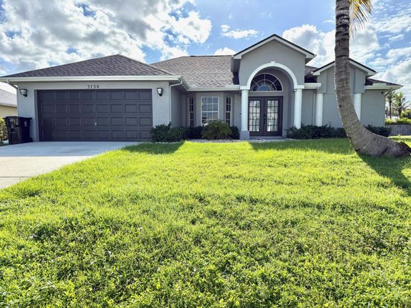 3750 SW Manak Street, Port Saint Lucie, FL 34953