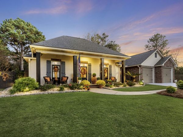 30 Ridgeside, Hattiesburg, MS 39402