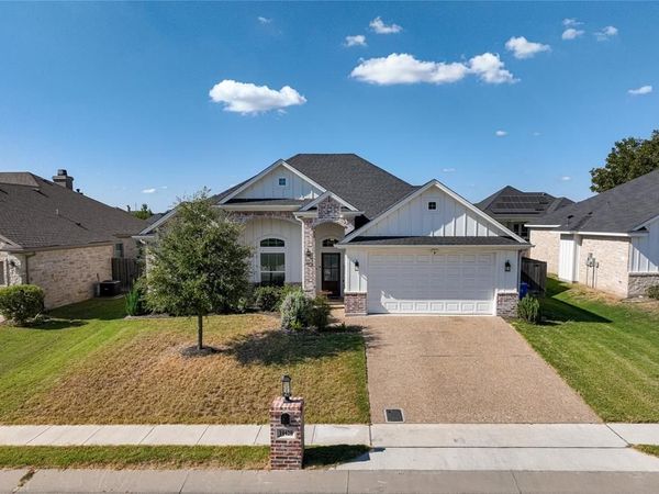 10420 Fallen Leaf Drive, Waco, TX 76712