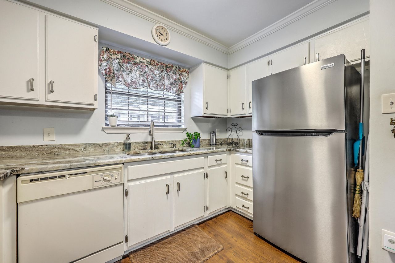 2362 Parsonage Road Photo 7