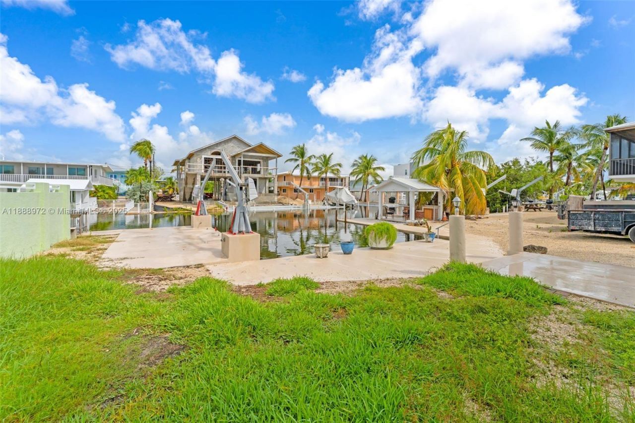 174 Corrine Pl, Key Largo, FL 33037 Photo