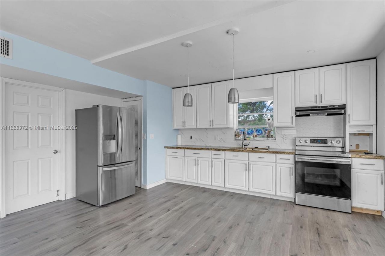 174 Corrine Pl, Key Largo, FL 33037 Photo