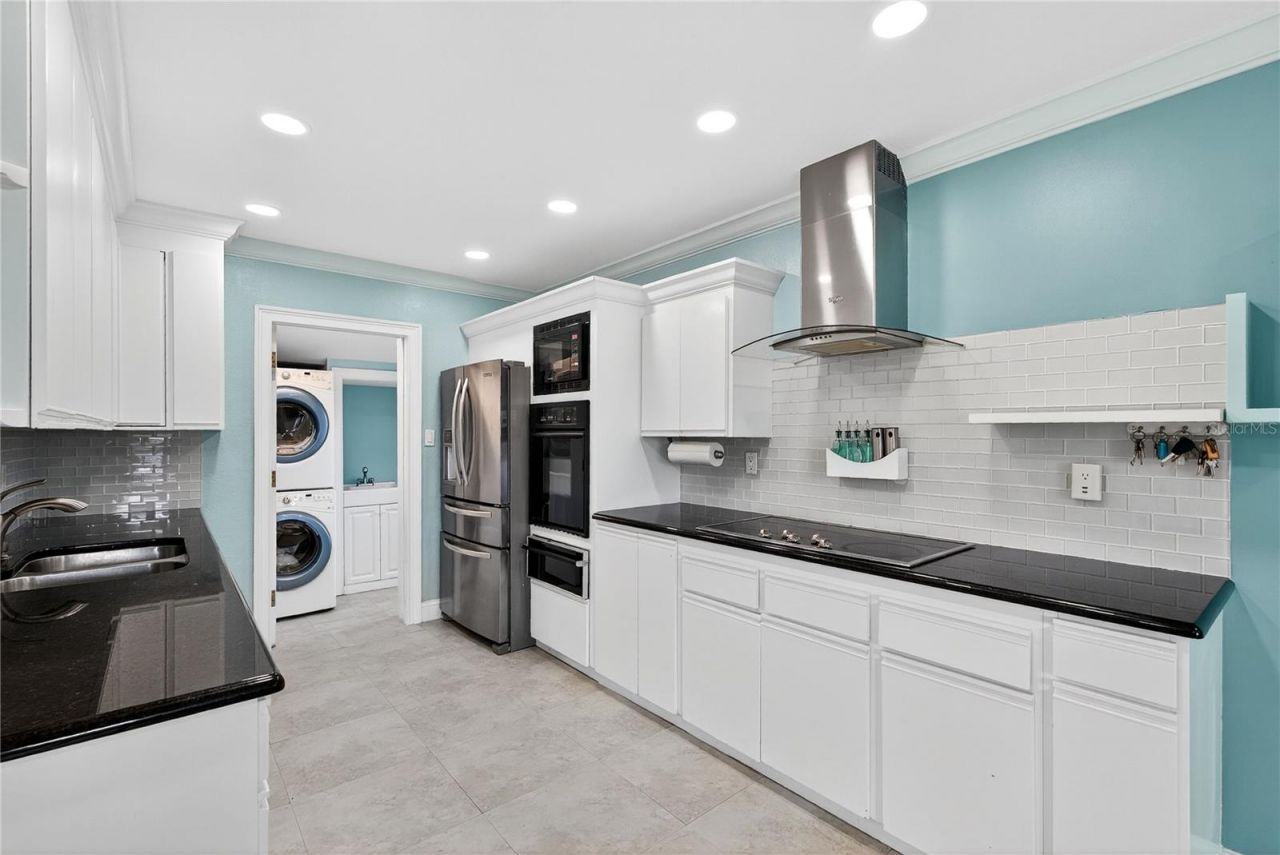 1201 Tyrone Boulevard N, Saint Petersburg, FL 33710 Photo