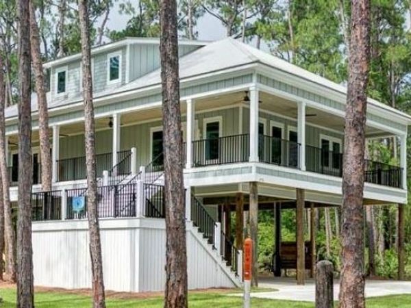 910 Lavigne Place, Dauphin Island, AL 36528