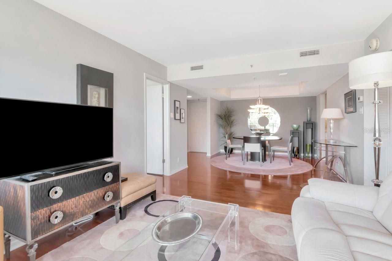 3211 W Swann Avenue, Unit 410, Tampa, FL 33609 Photo