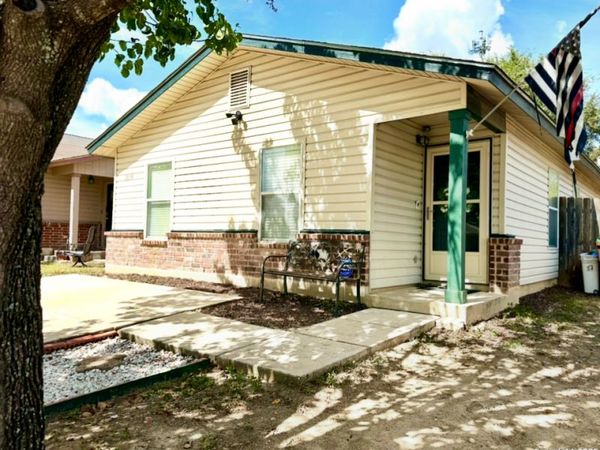 10139 Sundrop Pass, San Antonio, TX 78245