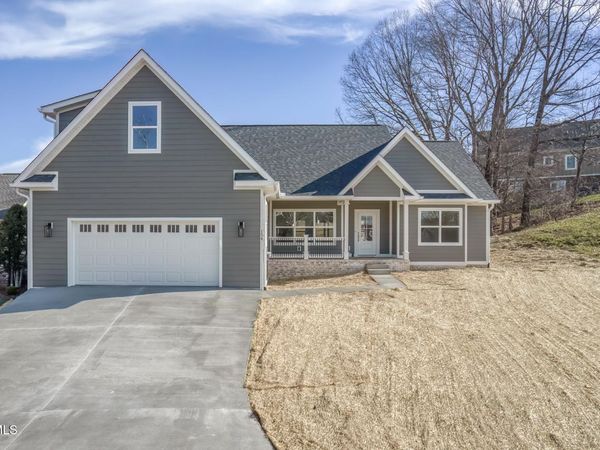 154 Creek Side Court, Bristol, TN 37620