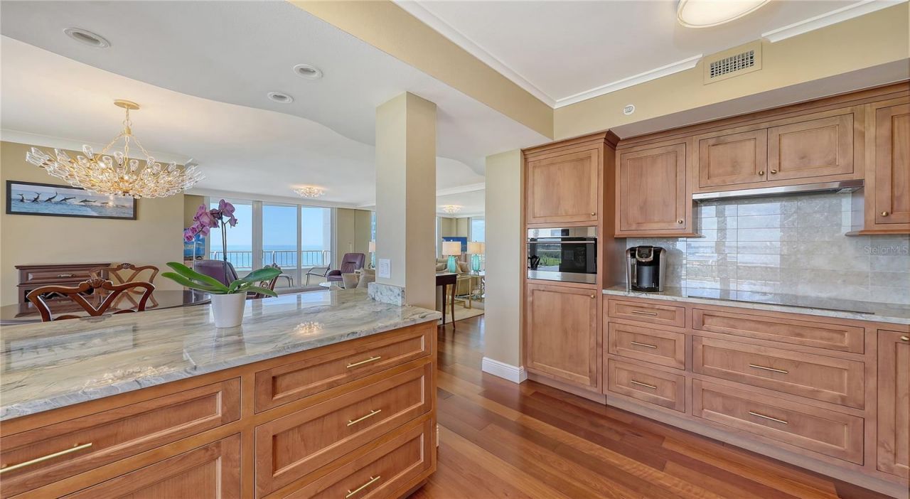 775 Longboat Club Road, Unit 807, Longboat Key, FL 34228 Photo