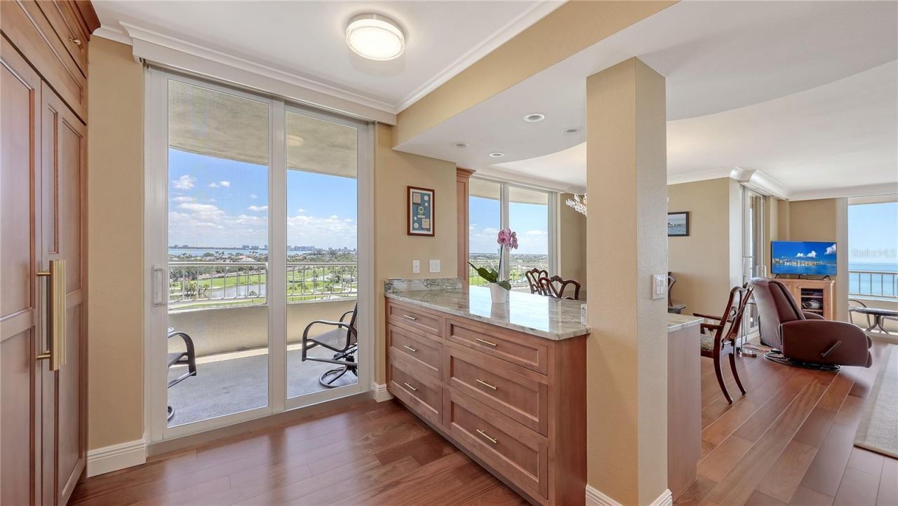 775 Longboat Club Road, Unit 807, Longboat Key, FL 34228 Photo