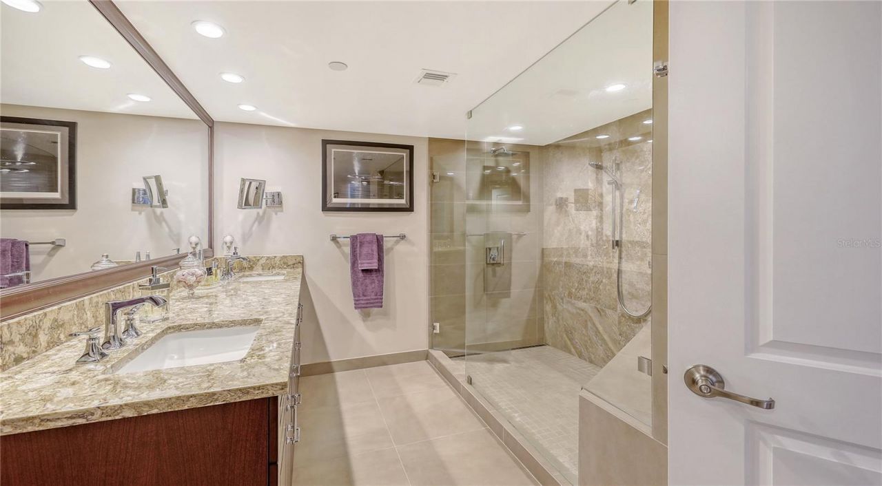 775 Longboat Club Road, Unit 807, Longboat Key, FL 34228 Photo