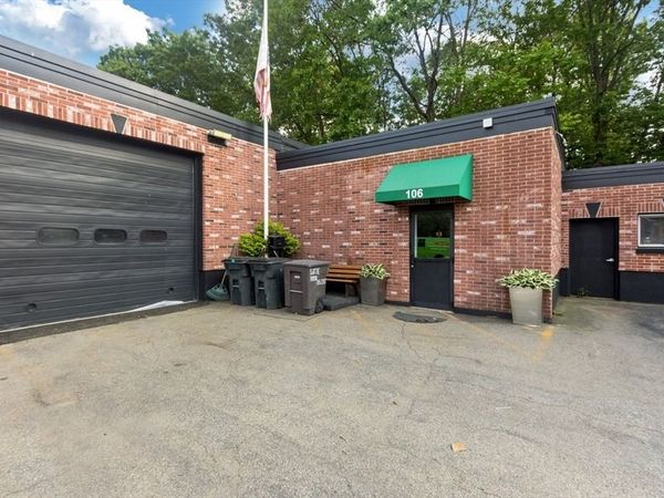 106 River St, Dedham, MA 02026