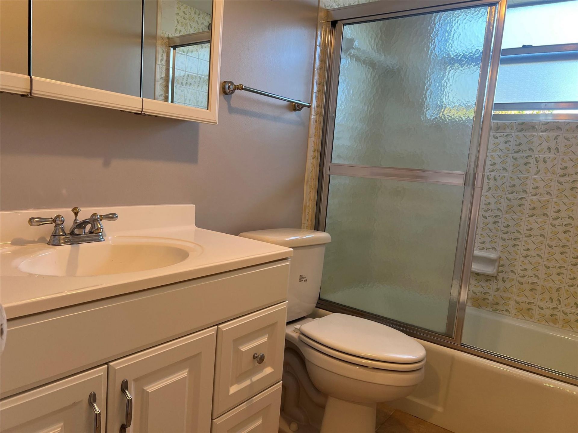 4151 NW 41st Street, Unit 308, Lauderdale Lakes, FL 33319 Photo