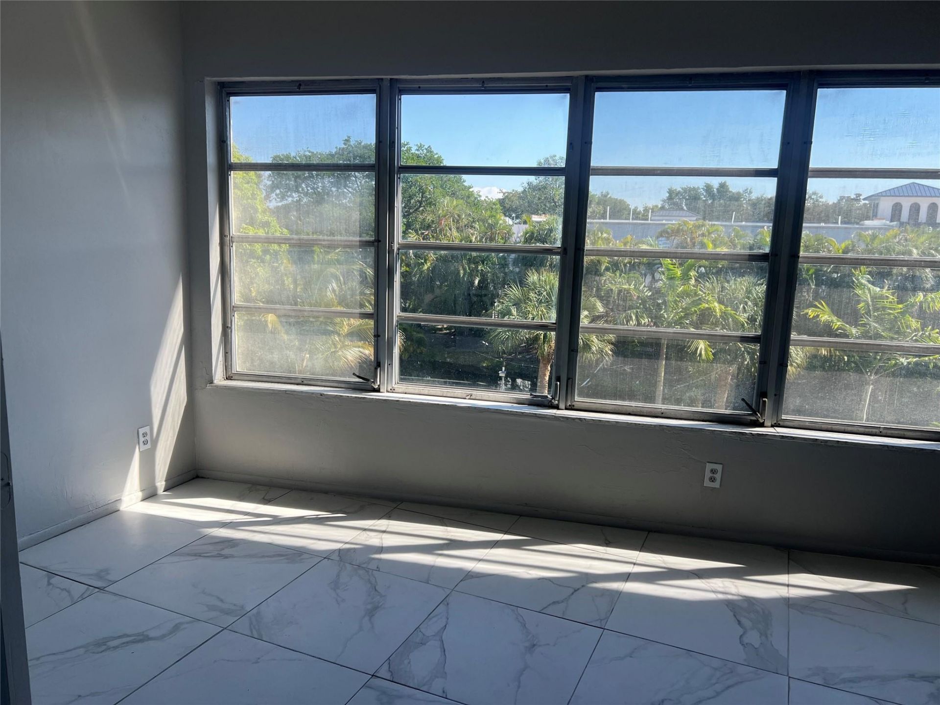 4151 NW 41st Street, Unit 308, Lauderdale Lakes, FL 33319 Photo