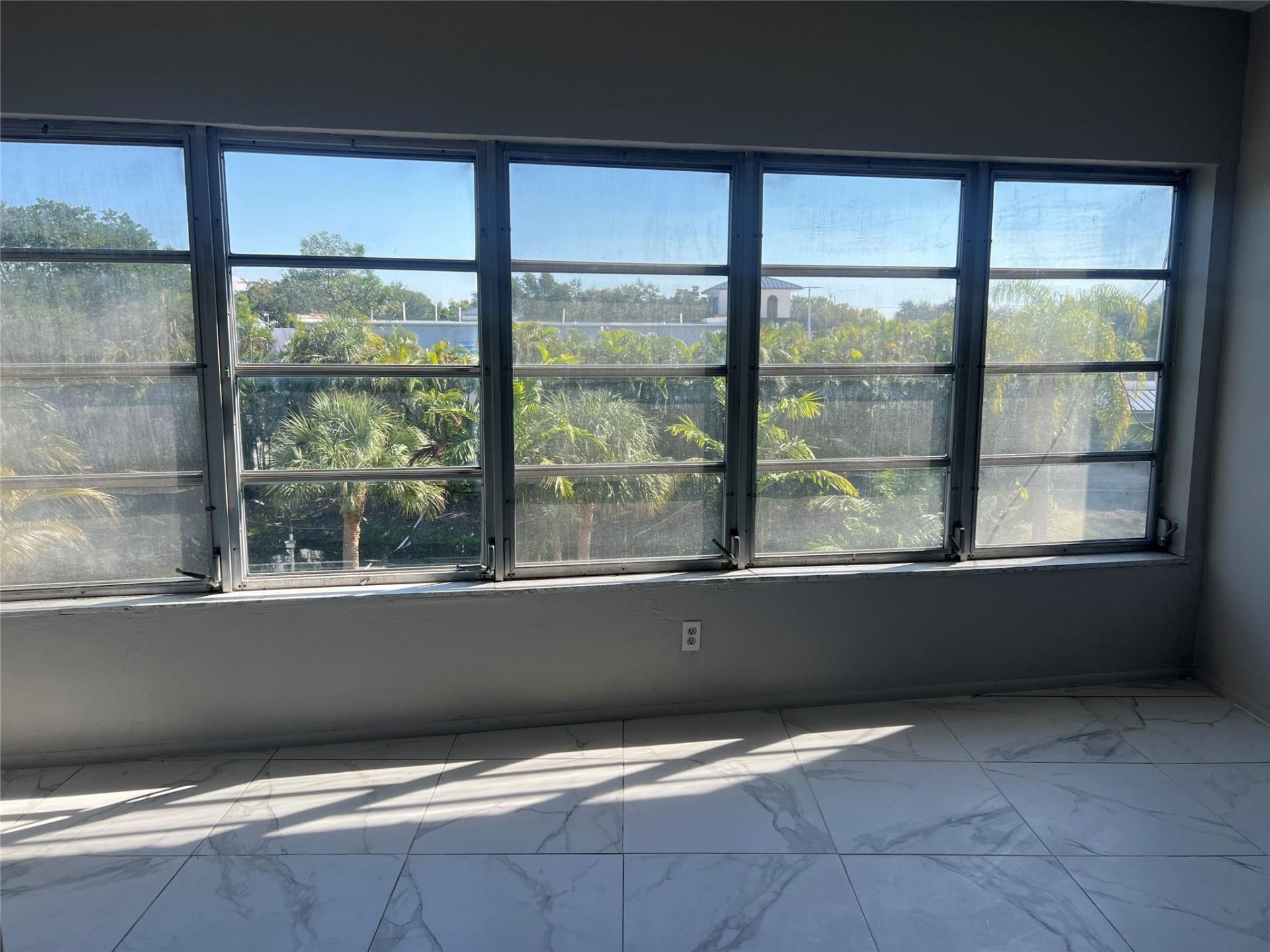 4151 NW 41st Street, Unit 308, Lauderdale Lakes, FL 33319 Photo