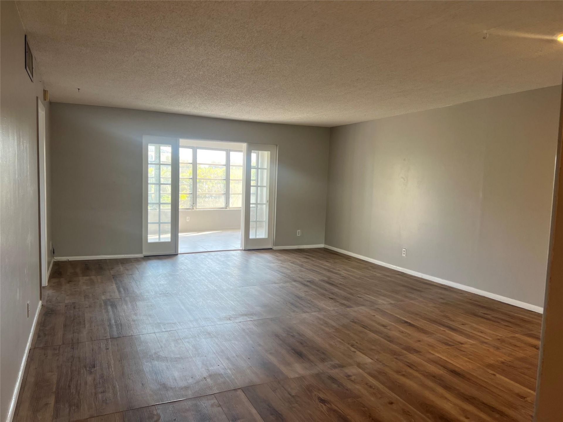 4151 NW 41st Street, Unit 308, Lauderdale Lakes, FL 33319 Photo