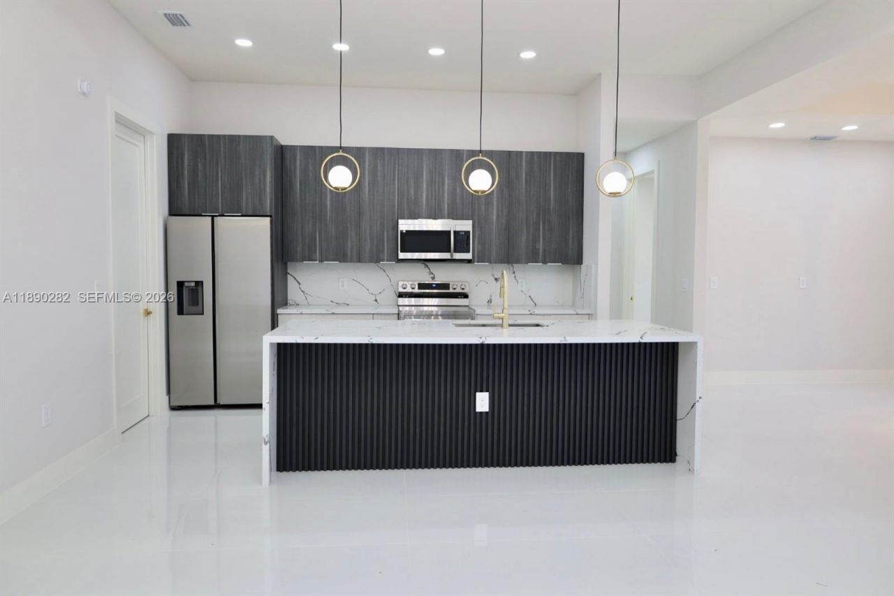 2800 33rd St Sw, Lehigh Acres, FL 33976 Photo