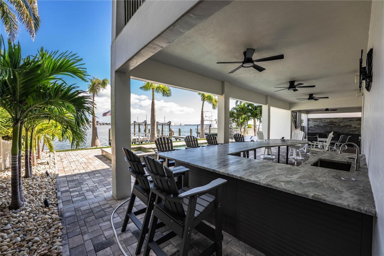 5845 Bahia Way S. Way W, Saint Pete Beach, FL 33706 Photo