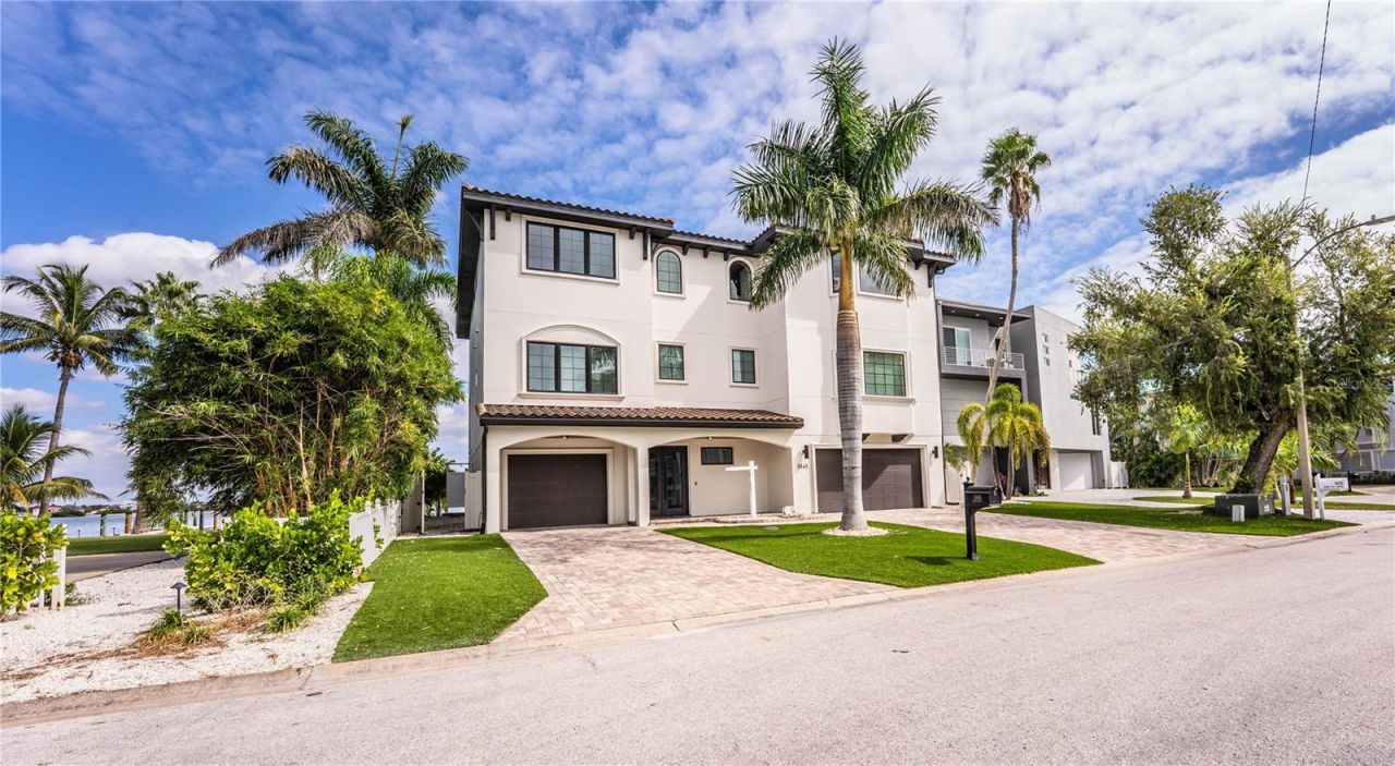 5845 Bahia Way S. Way W, Saint Pete Beach, FL 33706 Photo