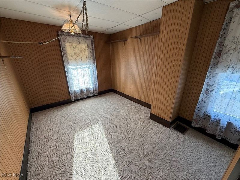 621 Newport Avenue, Uhrichsville, OH 44683 Photo 33