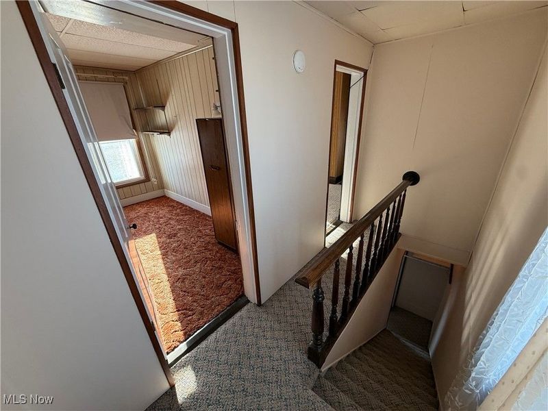 621 Newport Avenue, Uhrichsville, OH 44683 Photo 35