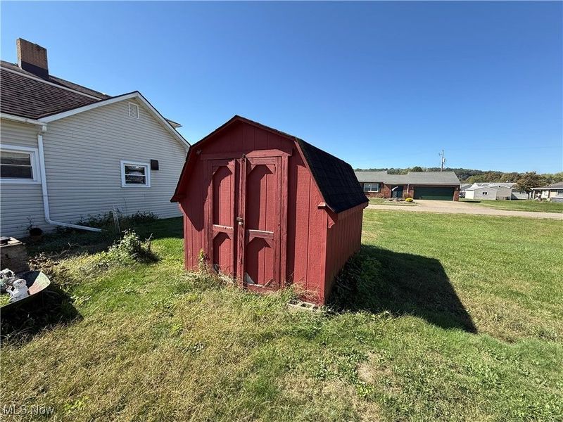 621 Newport Avenue, Uhrichsville, OH 44683 Photo 39