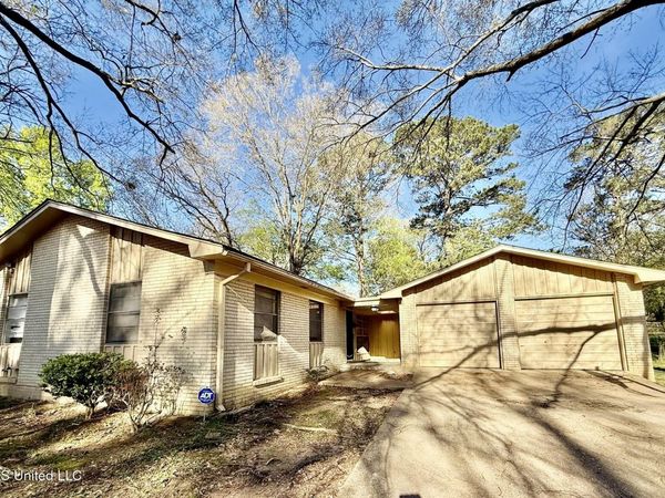 5866 Kinder Drive, Jackson, MS 39211