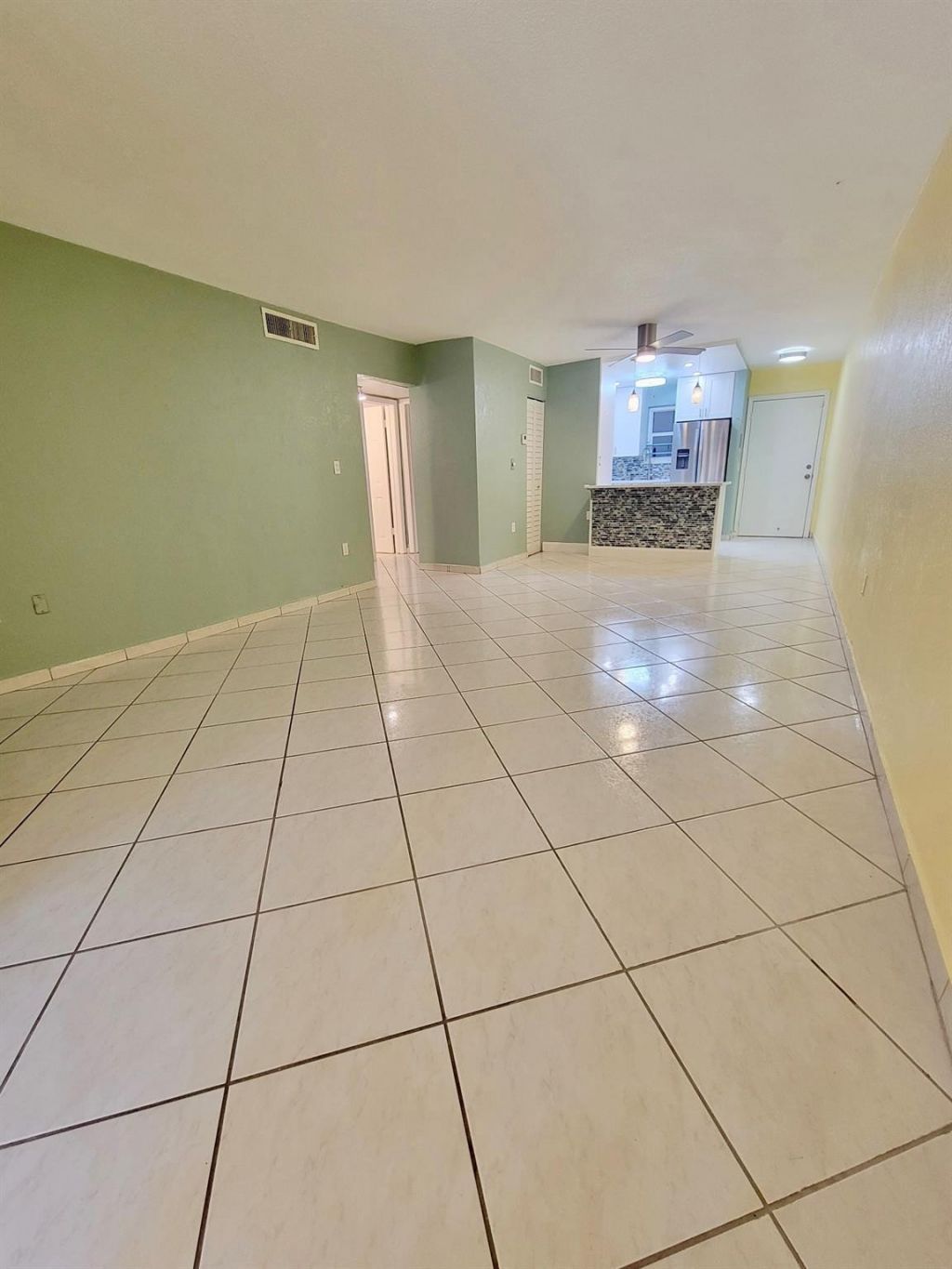 1890 W 56th Street, Unit 1113, Hialeah, FL 33012 Photo