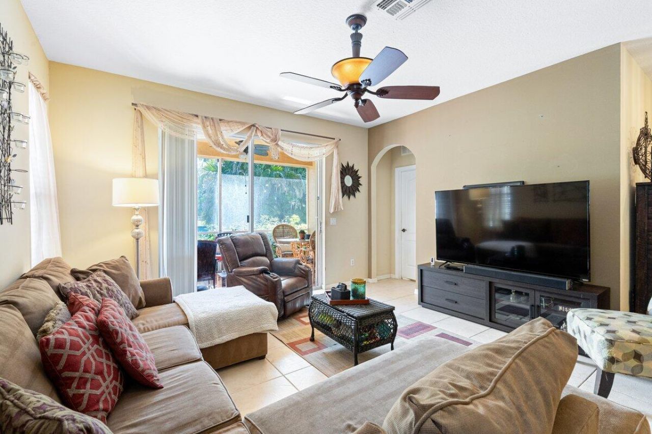 9686 SW Glenbrook Drive, Port Saint Lucie, FL 34987 Photo