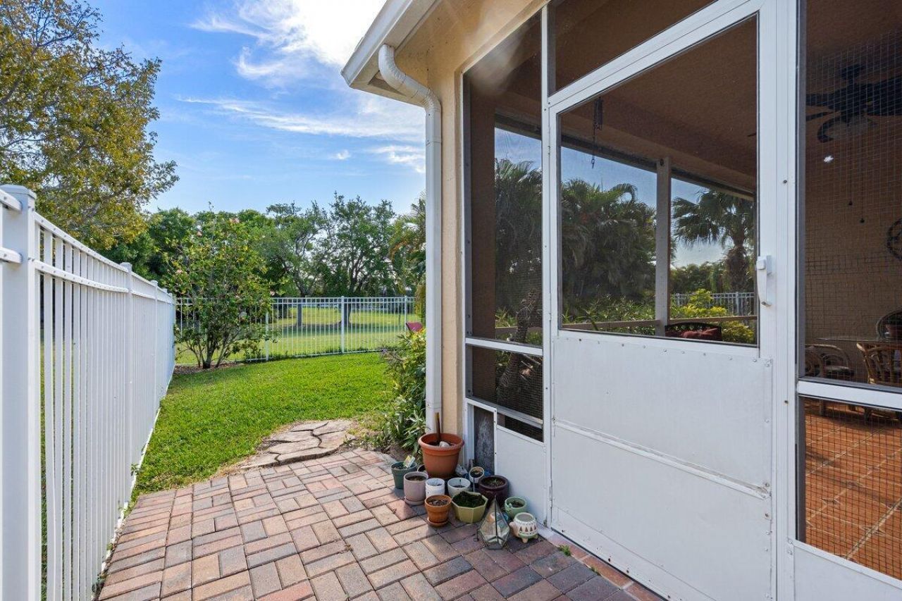 9686 SW Glenbrook Drive, Port Saint Lucie, FL 34987 Photo