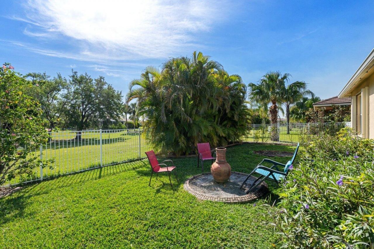 9686 SW Glenbrook Drive, Port Saint Lucie, FL 34987 Photo