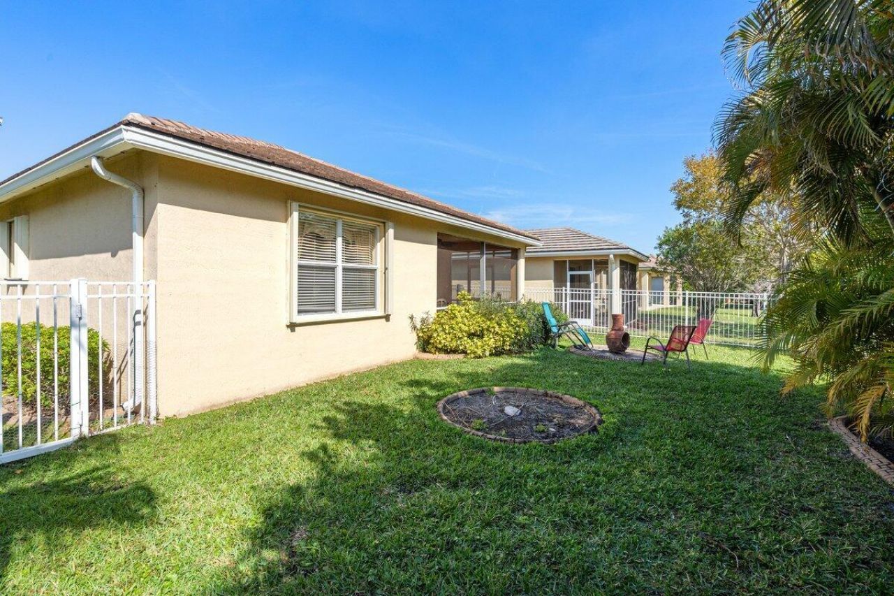 9686 SW Glenbrook Drive, Port Saint Lucie, FL 34987 Photo