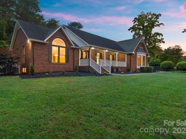 5916 Cashion Road, Huntersville, NC 28078