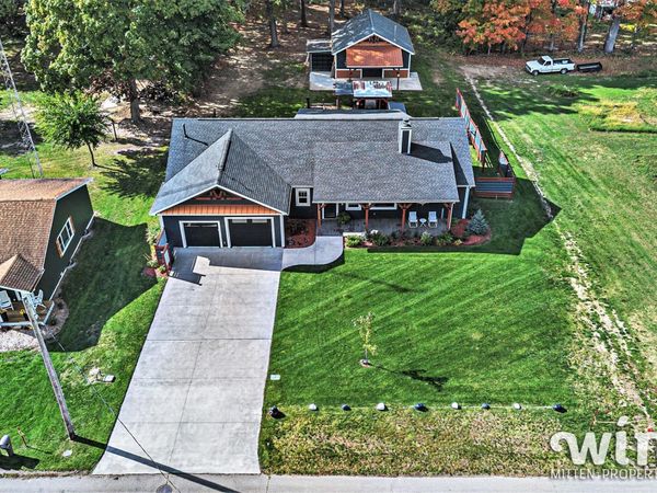 4958 Forest Park Avenue, Watervliet, MI 49098